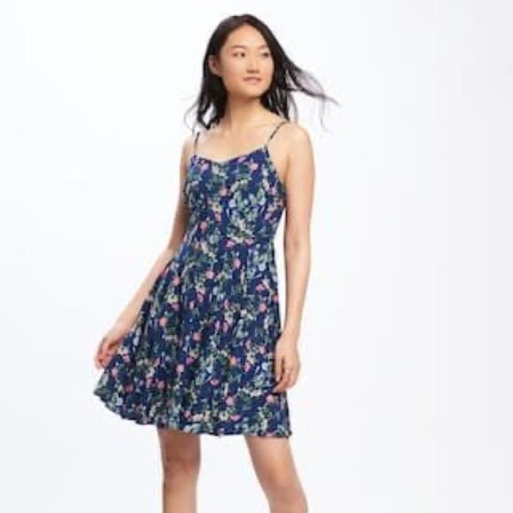 ✨ Blue Floral Sundress ✨ - Picture 1 of 8